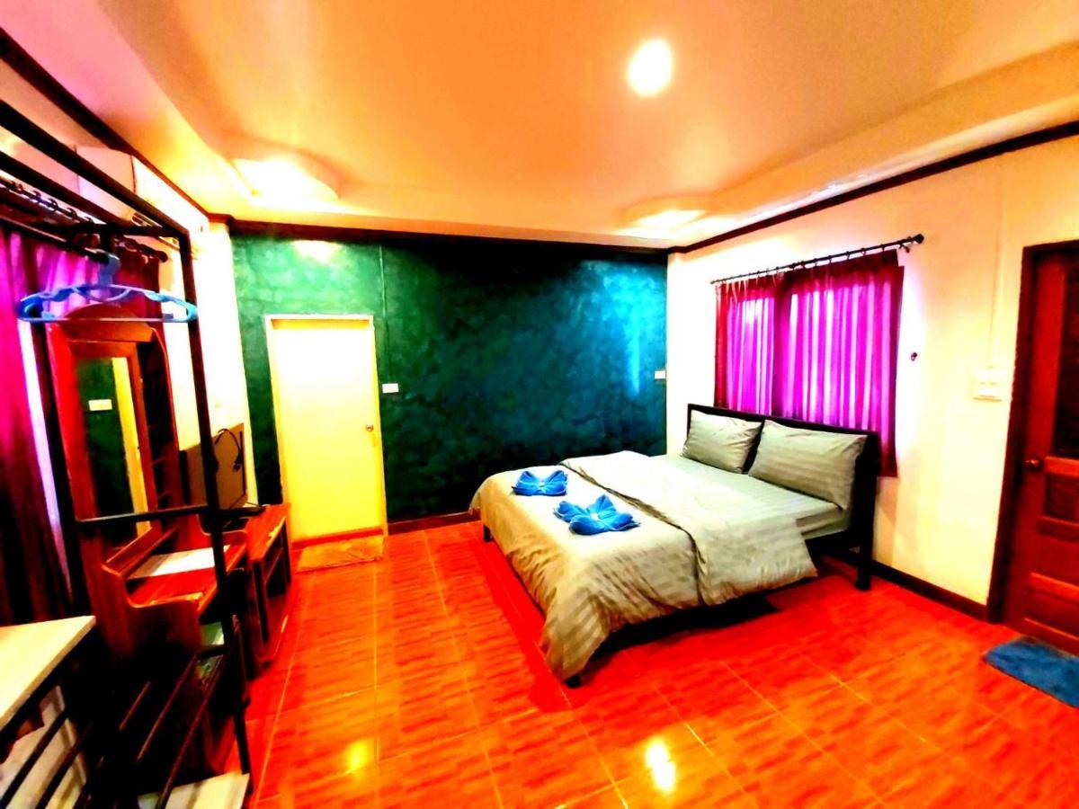 Wilailak Bungalow @ Koh Srichang Koh Sichang Exterior foto